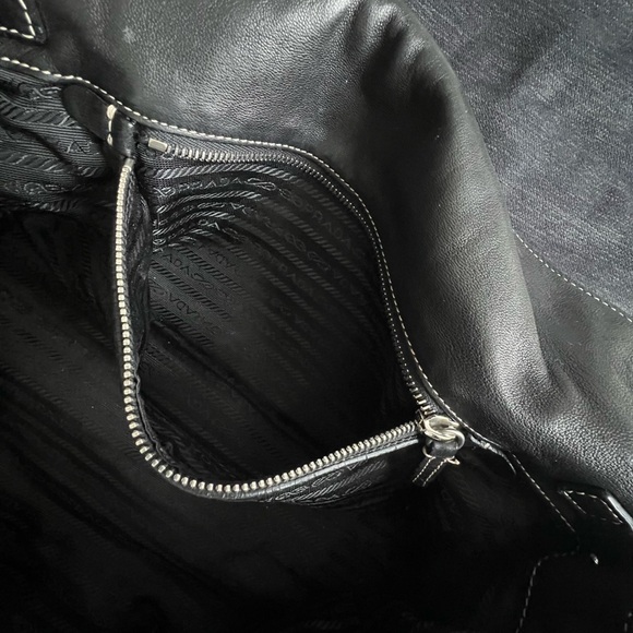 Vintage Prada purse with certificate of authenticity - Picture 7 of 8